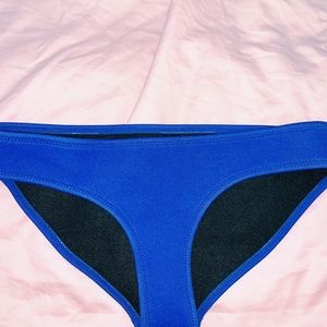 TRIANGL BIKINI BOTTOMS💧💧💧